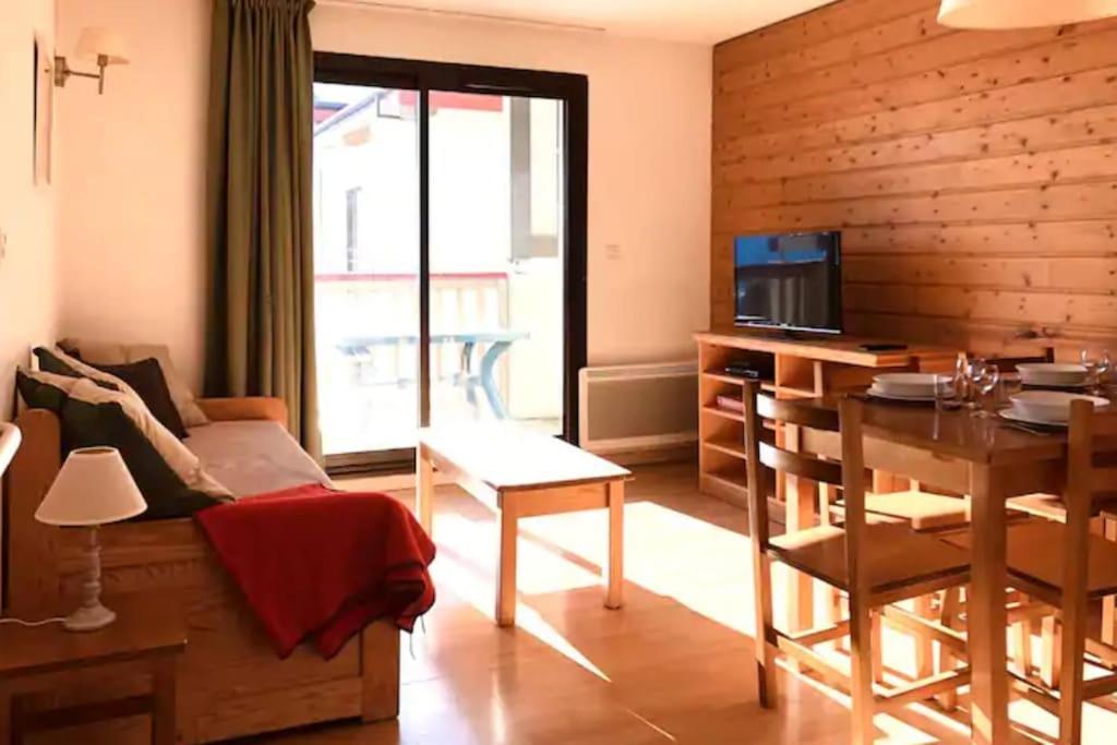 Charmant T3 Avec Vue Montagne Et Parking Privatif Font-Romeu-Odeillo-Via Eksteriør bilde